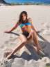 Zafira жаркая экзотическая голая девушка в бикини на пляже (15 фото)