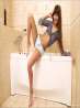 Стройная девчонка голая в ванной с пеной (15 фото)